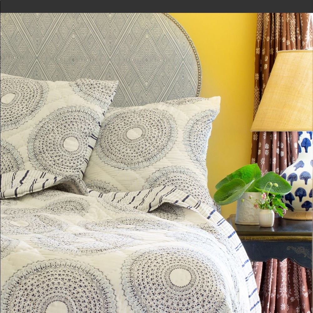 Robshaw Lapis Quilt -Queen size.  Brand New.